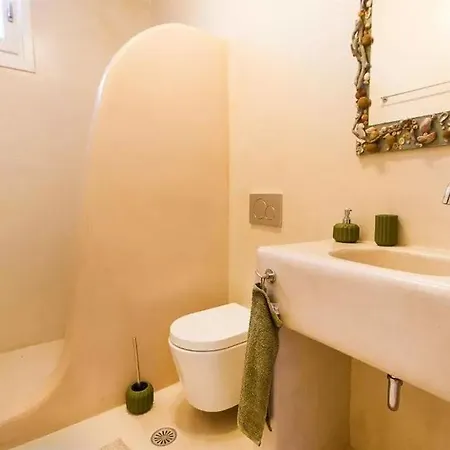 Aerides Villa *